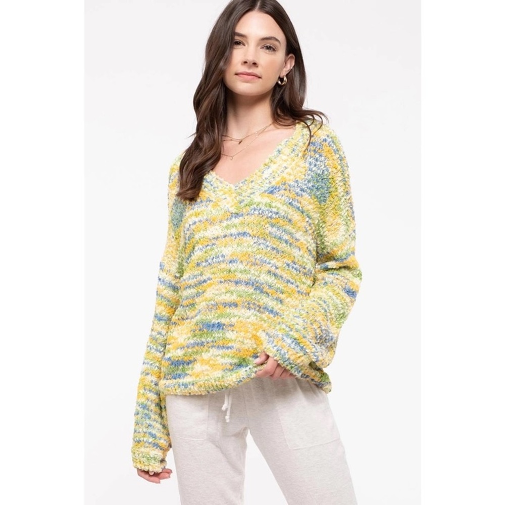 Cozy marled popcorn sweater in size small